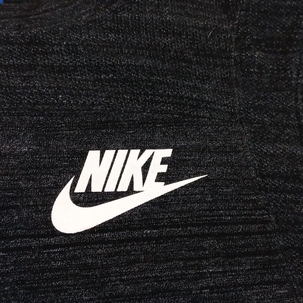 Nike gray & black knit oversize short sleeve tshirt top women's XS